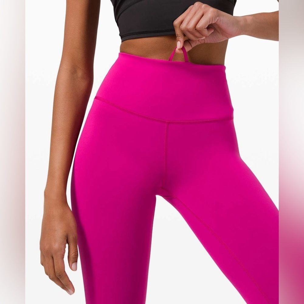 Lululemon Wunder Train High-Rise Tight 28" in Ripened Raspberry Size 12 - Picture 4 of 9